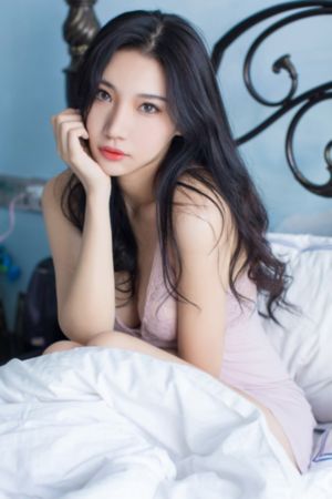 一边亲胸一边摸一边揉_4K神马在线观看